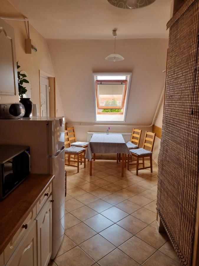 Koerteszirom Apartman Эгер Экстерьер фото
